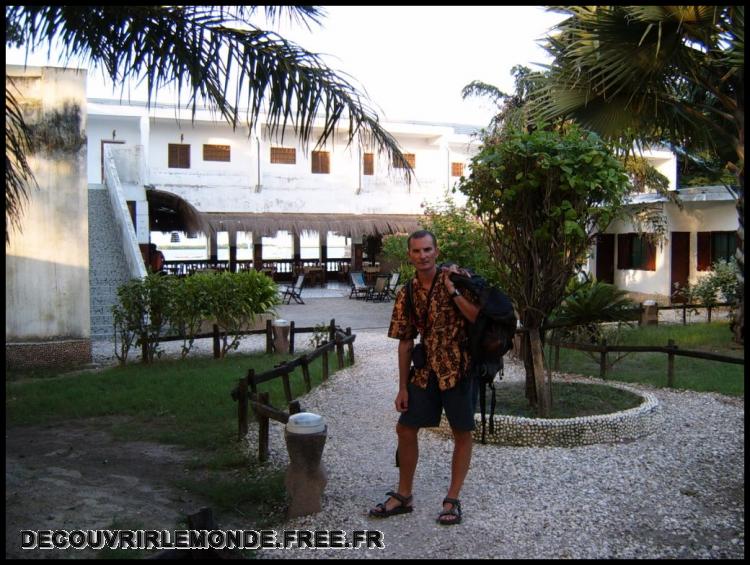  Court de l'hotel Perroquet
